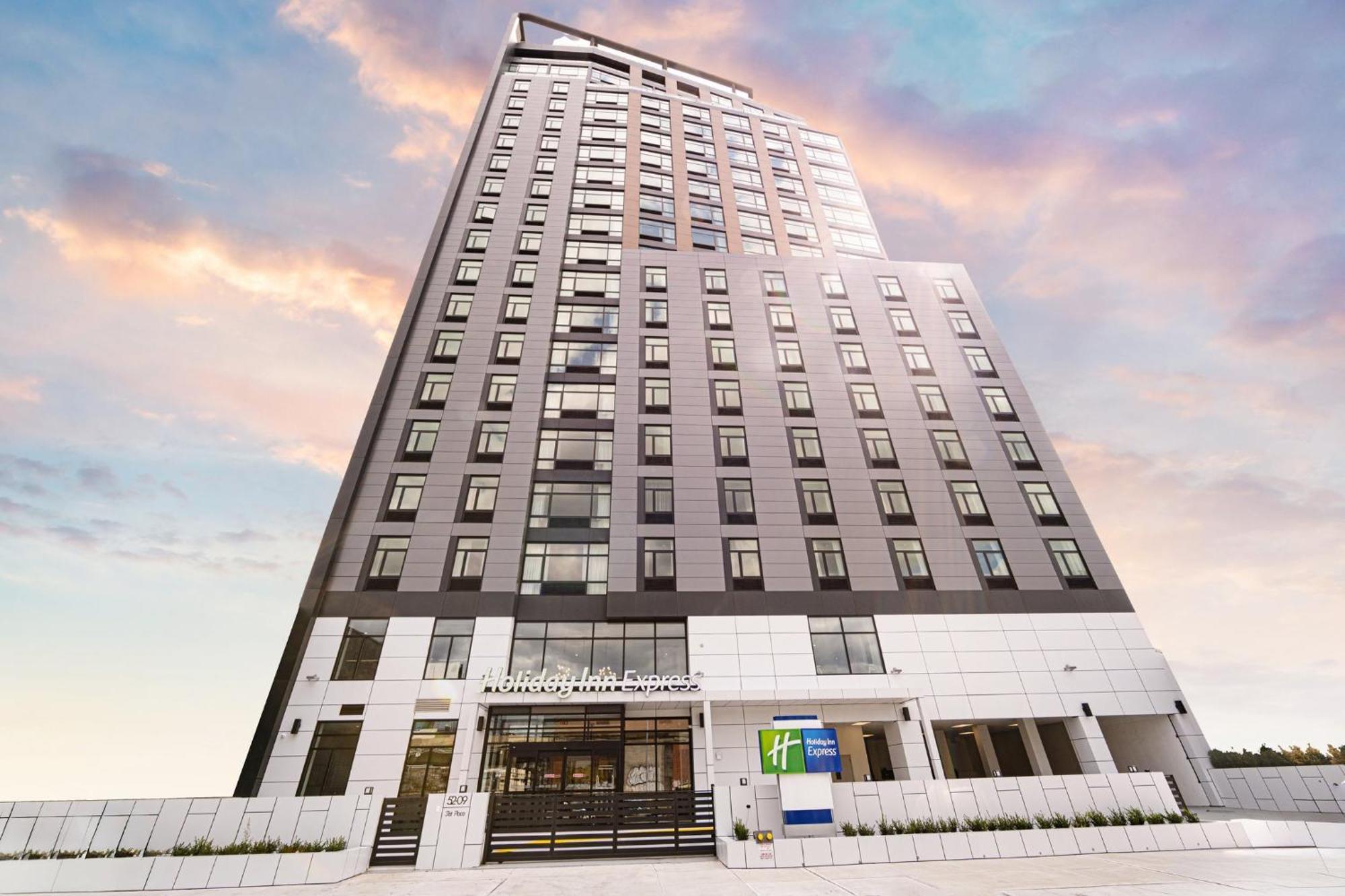 Holiday Inn Express Long Island City E - New York By Ihg Esterno foto