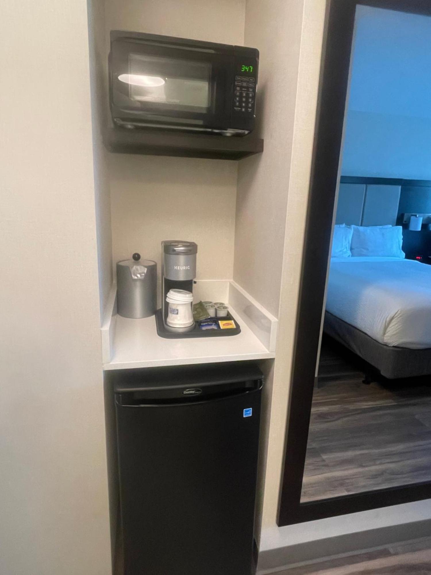 Holiday Inn Express Long Island City E - New York By Ihg Esterno foto